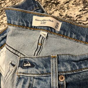 Abercrombie & Fitch baggy curve love mid rise jeans